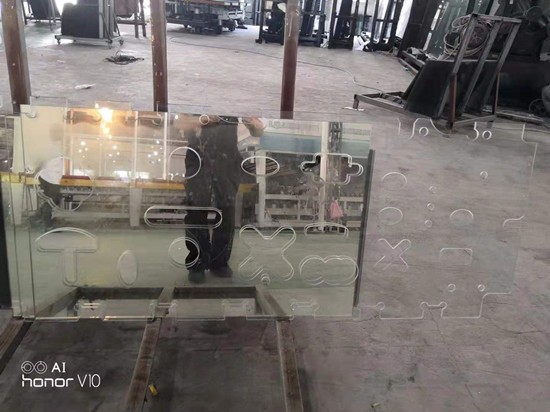 Cnc Glass Working Center